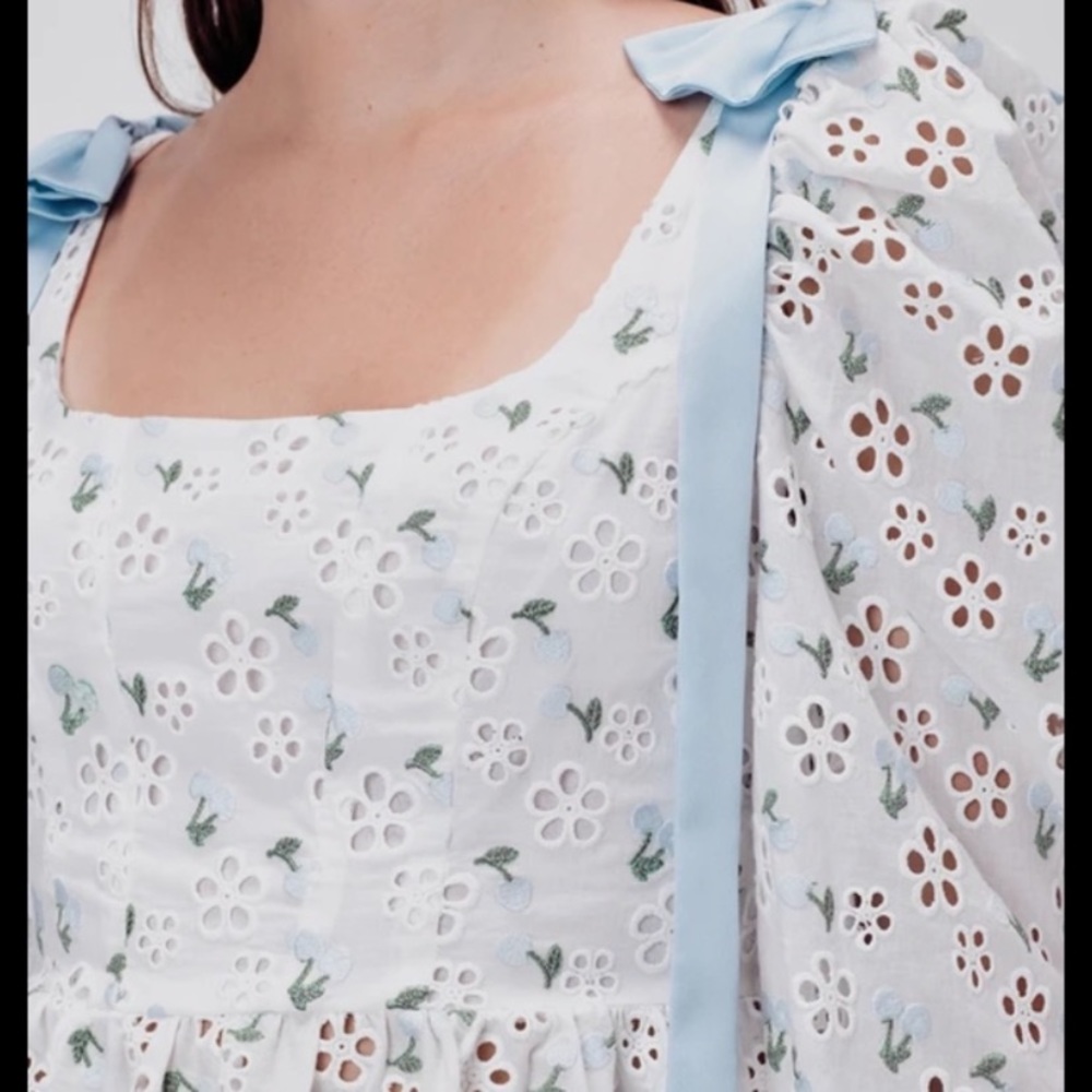 For love and lemons eyelit  top small and X-Large - Picture 4 of 12